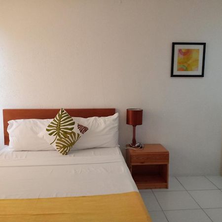 Mr Holidays Hotel Balabag  Buitenkant foto