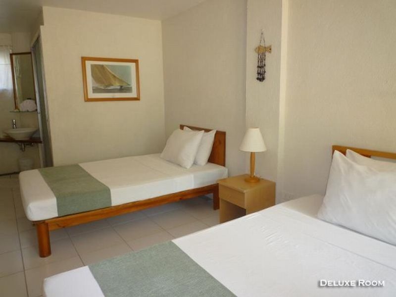 Mr Holidays Hotel Balabag  Buitenkant foto