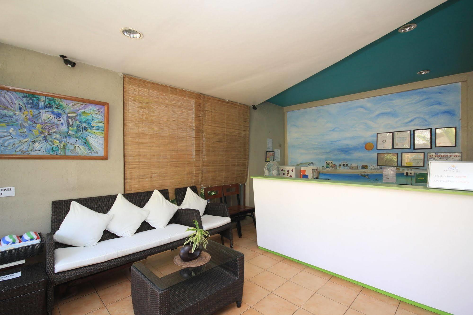 Mr Holidays Hotel Balabag  Buitenkant foto