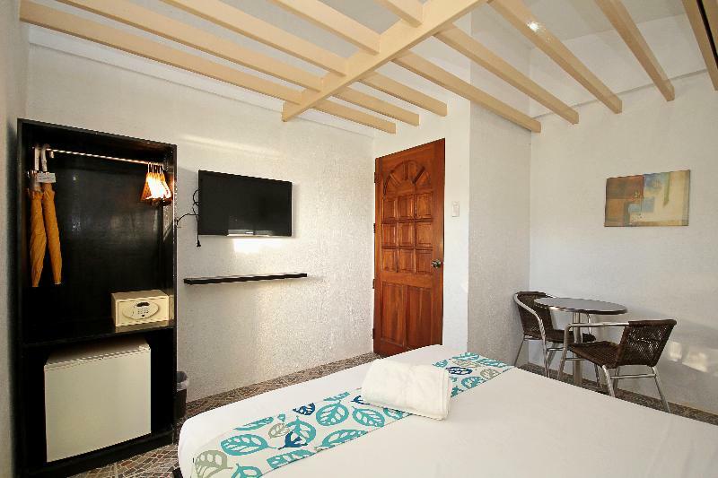 Mr Holidays Hotel Balabag  Buitenkant foto