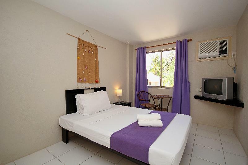 Mr Holidays Hotel Balabag  Buitenkant foto